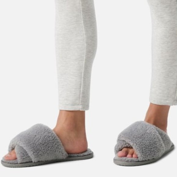Sorel Go Mail Run Slippers Faux Fur Slip On Quarry Gray Size 7 NEW - Picture 1 of 7